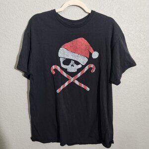 Skull & Candy Canes Santa Hat Graphic Tee Shirt Medium